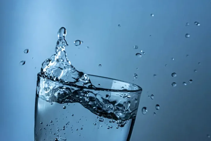 Jak dobrać pojemność butelek do specyfiki firmy