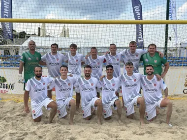 Obraz do artykułu: Zgoda Chodecz Beach Soccer Team na podium Mistrzostw Polski. Wielki rewanż dał historyczny brąz
