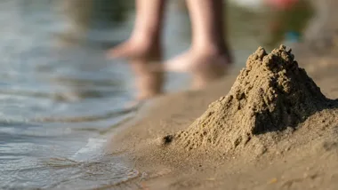 Woda nad Jeziorem Czarnym znów nadaje się do kąpieli. Sanepid odwołał zakaz