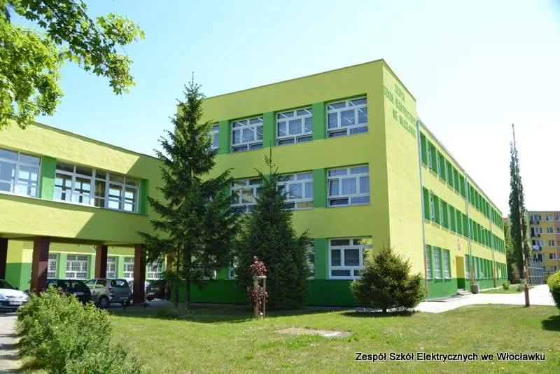 Młodzież z Elektryka uczyła seniorów. Wspólny projekt dał więcej niż lekcje