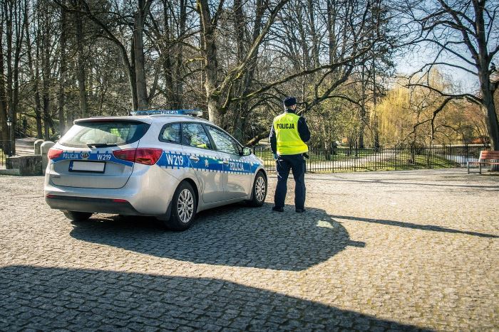 Policja Włocławek: Trzech kierowców utraciło prawo jazdy za szybką jazdę w obszarze zabudowanym