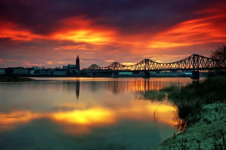 Grafika promocyjna wydarzenia Проколювання вушок та носа (przekłuwanie uszu i nosa) — Włocławek