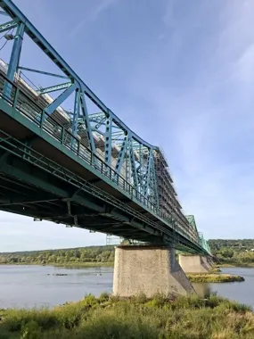 Most zamknięty, autobusy pojadą objazdem. MPK zmienia rozkłady linii 1 i 9