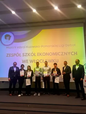 Włocławski Ekonomik wygrał debatę. Finał rozstrzygnęli argumentami