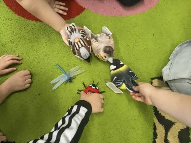 Włocławskie przedszkolaki uczą się o wodzie i o ogrodzie pełnym życia