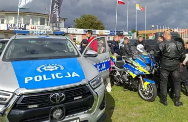 Policjanci na charytatywnym pikniku we Włocławku. Były też ostrzeżenia