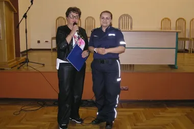 Włocławek - policjanci pokazali seniorom, jak oszuści odbierają oszczędności